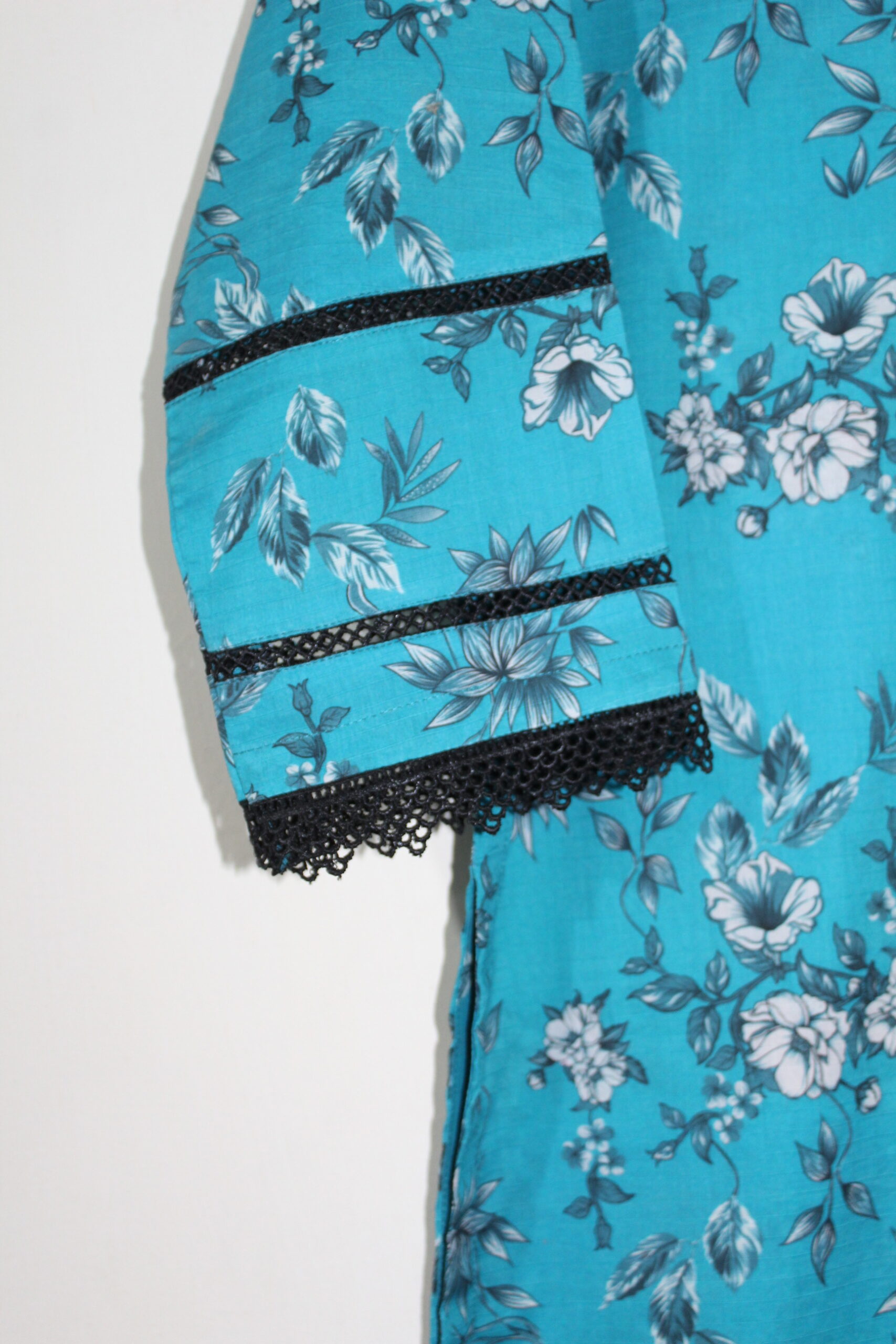 Bana Dora Teal Blue Floral Stitched 2-Piece All-Over Printed Lawn Suit - Image 2